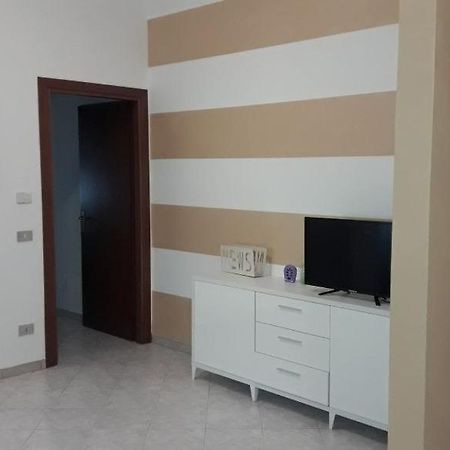 Marilyn House Apartment Desenzano del Garda Luaran gambar